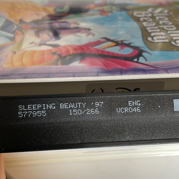 Walt Disney Sleeping Beauty - Masterpiece - Fully Restored VHS - Limited Edition - Picture 8 of 8